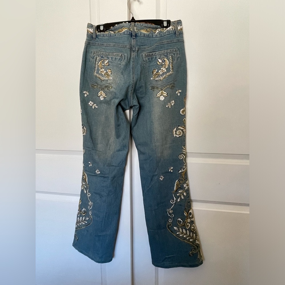 Cache Embroidered Jeans - Picture 2 of 6